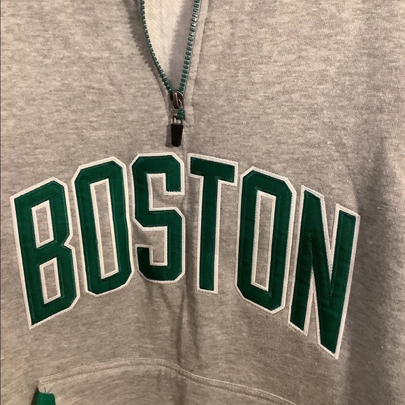 Boston Celtics Fleece Sweater​​​​​ - Picture 7 of 8